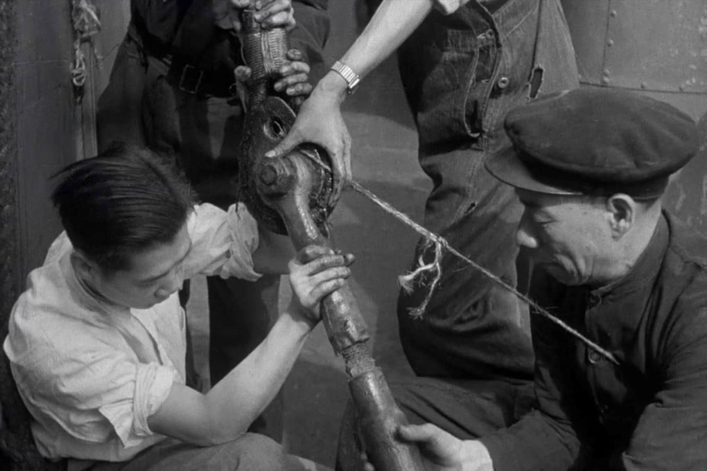 A 1944 Ministry of Information propaganda film entitled ‘The Chinese in Wartime Britain’ showed how thousands of Chinese sailors worked for the merchant navy.