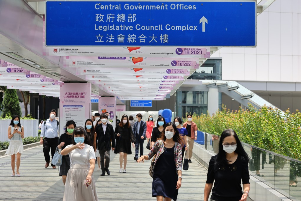 Civil servants seen at government headquarters at Admiralty on June 8. Photo: Dickson Lee