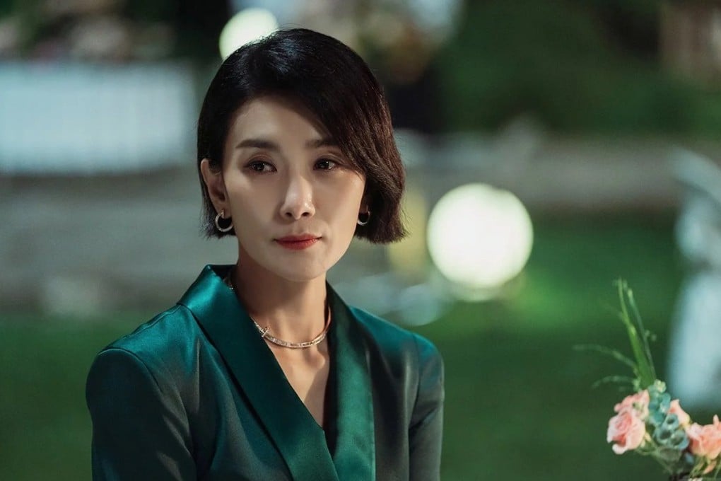 Kim Seo-hyung as Jung Seo-hyun in a still from Mine. Once she allies with Seo Hi-soo and wronged woman Lee Hye-jin to seek revenge, all that’s left for viewers is to see how it is achieved.