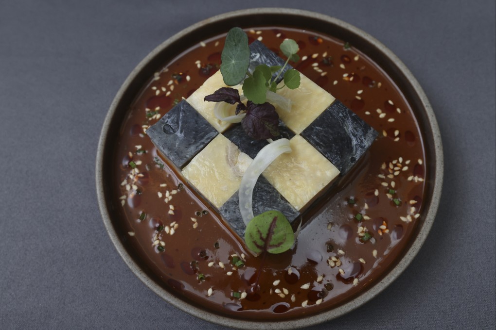 Boneless silky fowl and chicken fillets with spring onions and dan dan sauce from Mian at The Murray Hotel,  Hong Kong. Photo: K. Y. Cheng