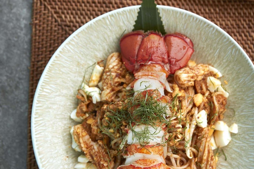Dry laksa with lobster is on the menu at IFC Mall. Photo: Can Lah
