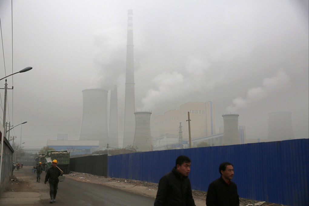 A power plant operating during a polluted day in Beijing in December 2018. Photo: EPA-EFE