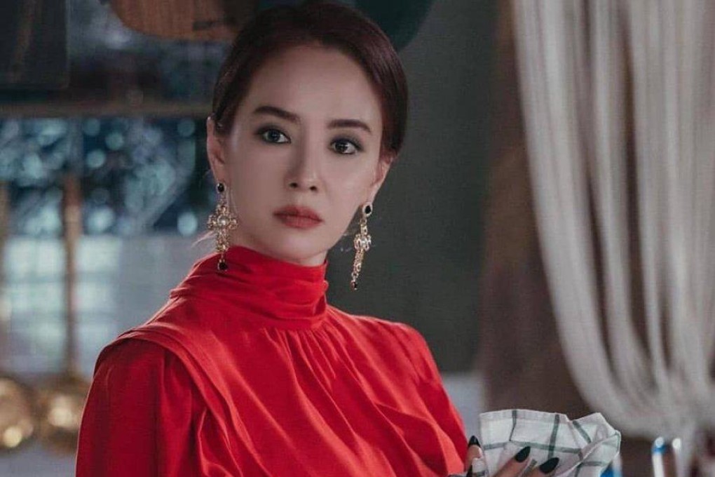 Song Ji-hyo is cooking dishes with a difference in new K-drama The Witch’s Diner.