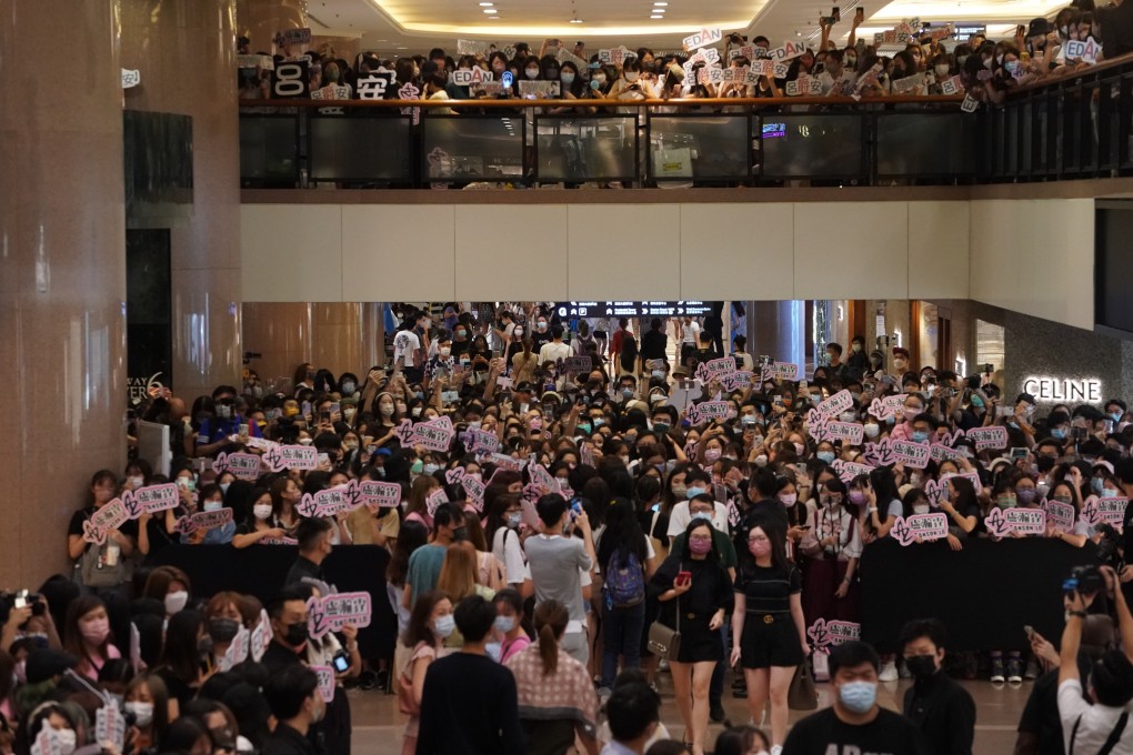 Fans wait to meet Anson Lo Hon-ting and Edan Lui Cheuk-on of the popular Canto-pop boy band Mirror at a Hong Kong mall on July 10. The pair have seen their  star power rise after featuring in ‘Ossan’s Love’. Photo: Felix Wong