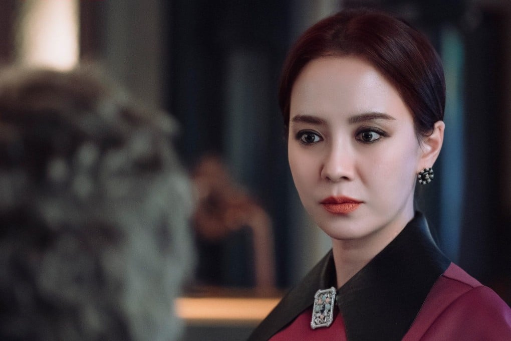 Song Ji-hyo in a still from The Witch’s Diner. After a lengthy intro, her character fades somewhat into the background for the rest of the series.