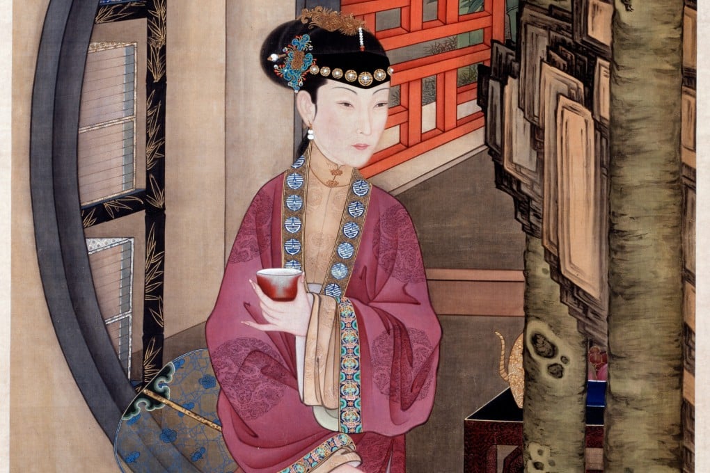 A woman is depicted drinking tea in an 18th century Chinese imperial scroll painting. Linda Jaivin’s The Shortest History of China tells the history of the country by focusing on the lives and experiences of individuals, especially women. Photo: The Palace Museum