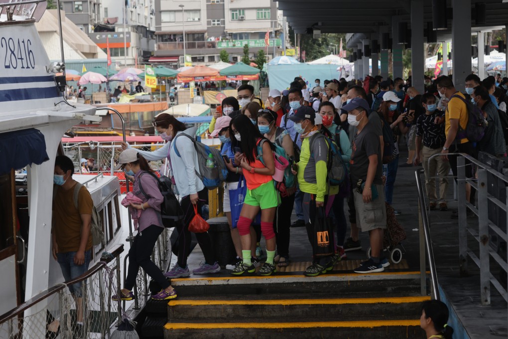 Hongkongers queue up at Sai Kung pier on the Labour Day holiday on May 1. Photo: May Tse
