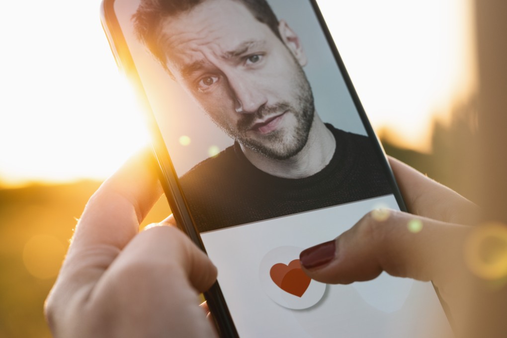 It was with the burgeoning of online dating apps like Tinder that the practice of ghosting became prevalent. Photo: Shutterstock