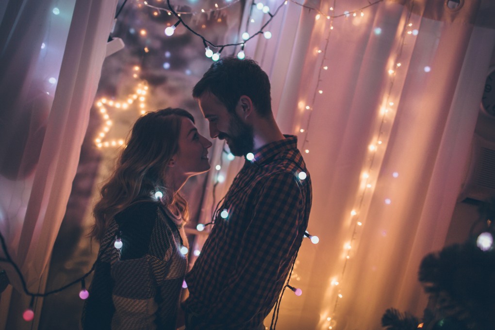 Winter brings with it cuffing season, when singles look for short-term relationships that last until the weather warms up. Photo: Getty Images
