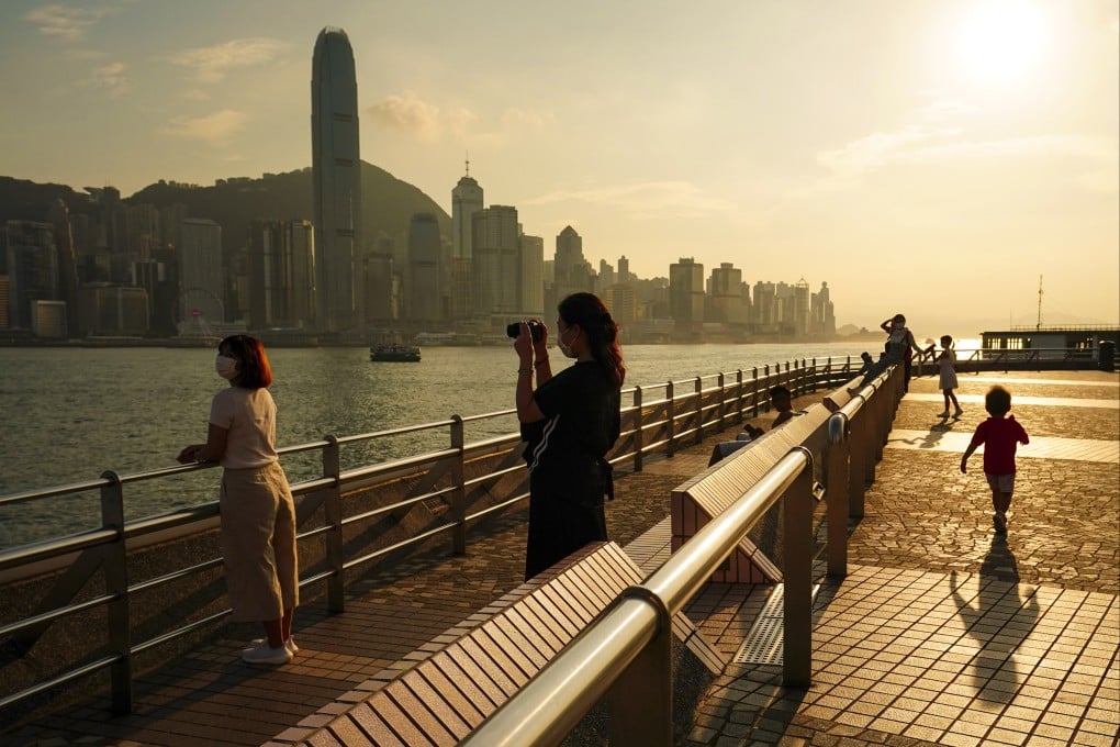 Hongkongers enjoy the weather after the Observatory announced that Tropical Cyclone Conson was moving away on September 9. Photo: Felix Wong
