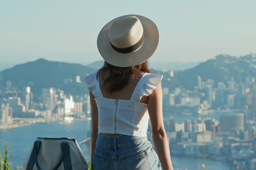 Many Hongkongers are wondering whether it’s time to stay or go. Experts offer advice on how to make the best decision. Photo: Shutterstock