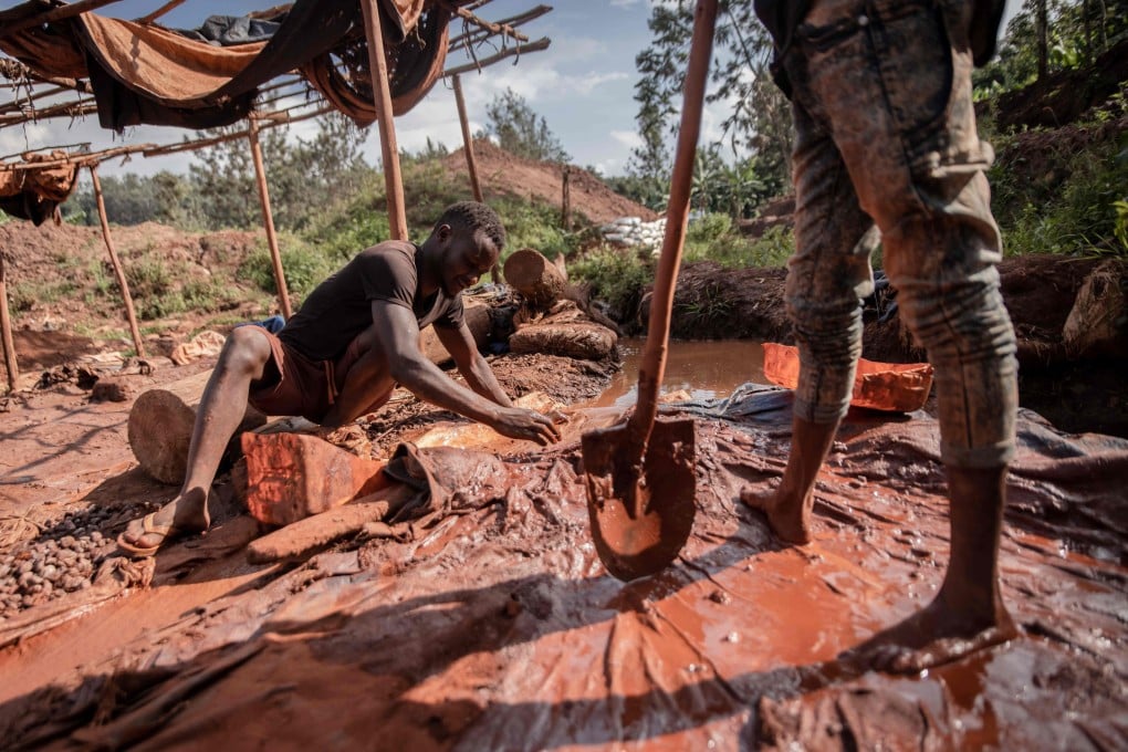 Artisanal miners pan for gold at the Luhihi gold mine, 50km from the town of Bukavu in DR Congo’s South Kivu province on November 6. Photo: AFP