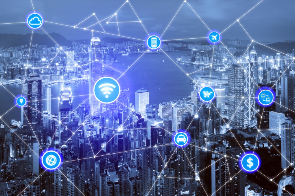 Smart city strategies start with people, not technology; leaders should not get caught up in technology for its own sake. Photo: Shutterstock