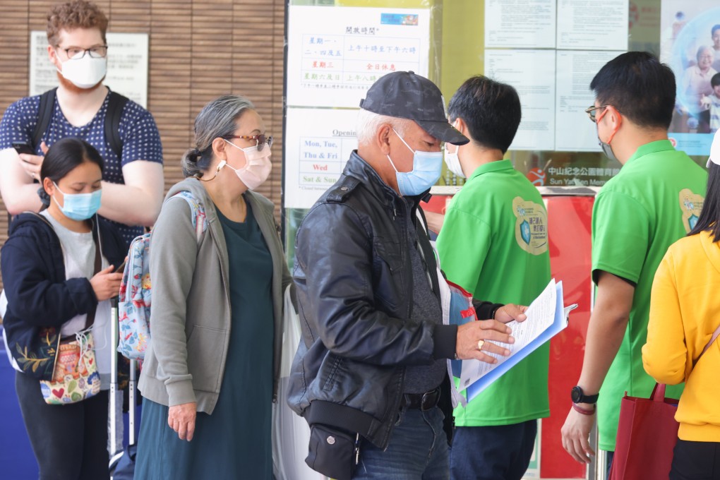 Community vaccination centre for BioNtech vaccination at Sun Yat Sen Memorial Park Sports Centre in Hong Kong on November 27, 2021. Photo: Dickson Lee