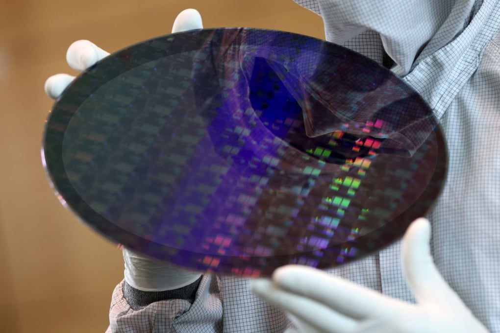 A 300 mm silicon wafer at the Globalfoundries chip fab in Dresden, Germany. Photo: Bloomberg