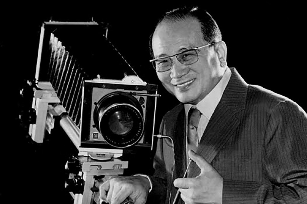 Chinese-American photographer Francis Wu moved to Hong Kong in 1931, where he opened his eponymous studio in Gloucester Arcade in Central.