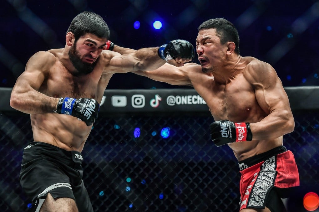 ‘Dagi’ (left) and Timofey Nastyukhin exchange punches at ONE: Winter Warriors. Photos: David Ash/ONE Championship