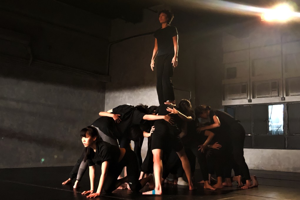 Théâtre de la Feuille performers during a rehearsal for #1314, a contemporary stage adaptation of William Shakespeare sonnets.