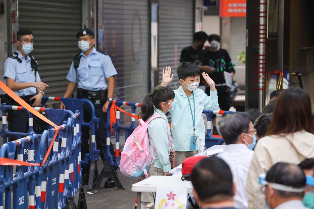 Testing of Cheung Hing Building residents uncovered no Covid-19 cases. Photo: May Tse