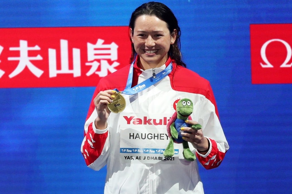 World champion with a world record time, Siobhan Haughey at the medal ceremony for the women’s 200m freestyle final at the 15th World Championships (25m) in Abu Dhabi, United Arab Emirates. Photo: EPA-EFE