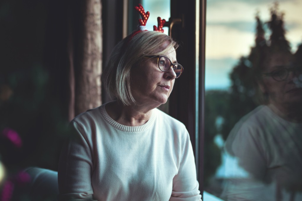 Christmas can be a difficult time for single people, but it doesn’t have to be. There are ways to make the holiday enjoyable. Photo: Getty Images
