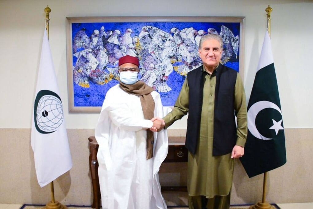 Secretary General of the Organisation of Islamic Cooperation (OIC), Mr Hissein Brahim Taha (L), with Pakistan’s Minster for Foreign Affairs, Shah Mahmood Qureshi, in Islamabad on December 17. An OIC meeting is due to start on Sunday. Photo: OIC
