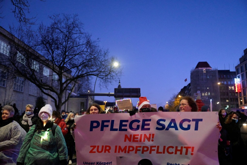 People protest against coronavirus measures in Hamburg, Germany on December 18. Photo: Reuters