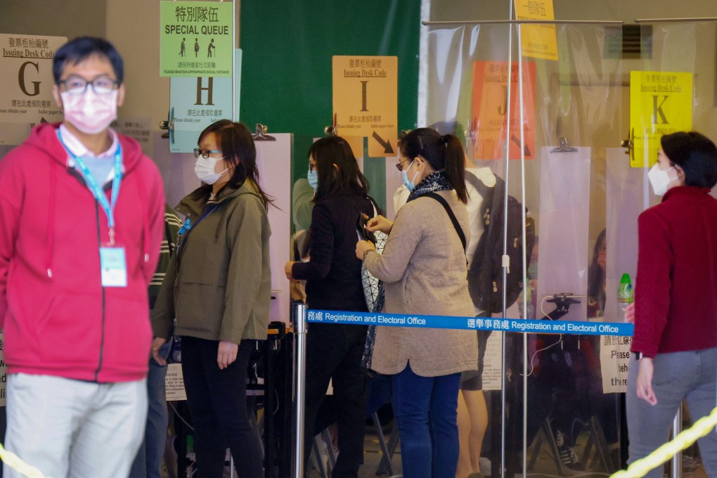 Voters head to the polls in Yau Ma Tei on Sunday. Photo: Felix Wong