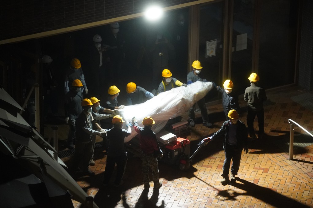 Two prominent historians have acknowledged the importance of giving students the facts about dark chapters in history, but declined to discuss the ramifications of the recent removal of works commemorating the Tiananmen crackdown from local campuses. Photo: Sam Tsang