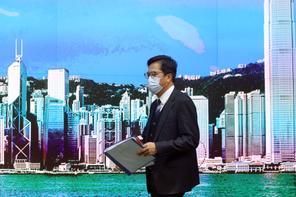 The tiniest living space built on government land must not be smaller than 280 square feet, Secretary for Development Michael Wong Wai-lun said at a press briefing. Photo: Dickson Lee