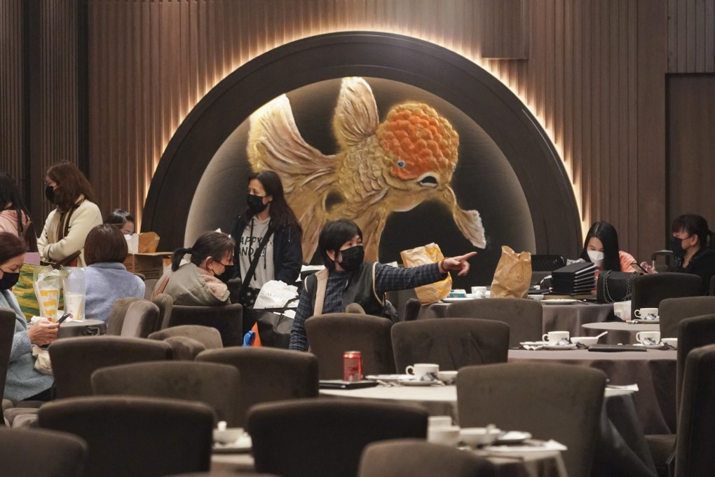 The Moon Palace restaurant in the Festival Walk mall has been closed after a Cathay worker infected with Omicron dined there. Photo: Felix Wong