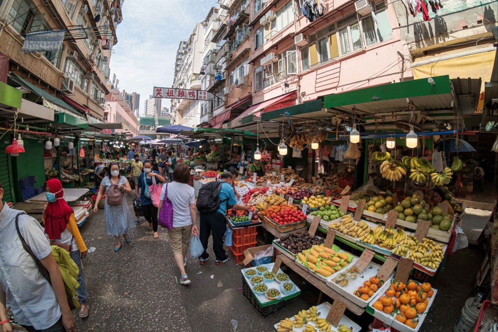 People shop in a market in Yau Ma Tei, Hong Kong, on May 2, 2020. Adopting a plant-based lifestyle in Hong Kong can reduce an individual’s carbon emissions by 1.4 tonnes of CO2e per year. Photo: Shutterstock