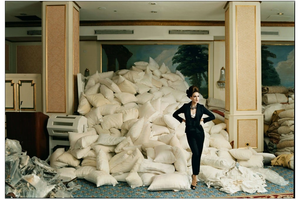 Sarah Jessica Parker, the Plaza Hotel, New York City, 2005. Photo: Annie Leibovitz/Hauser & Wirth