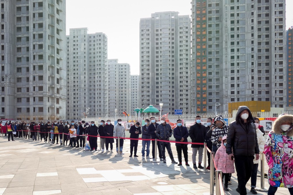 Residents line up to undergo a Covid-19 test in Tianjin Municipality, China, on Saturday. Tianjin has tested 9.6 million people in three days. Photo: EPA-EFE