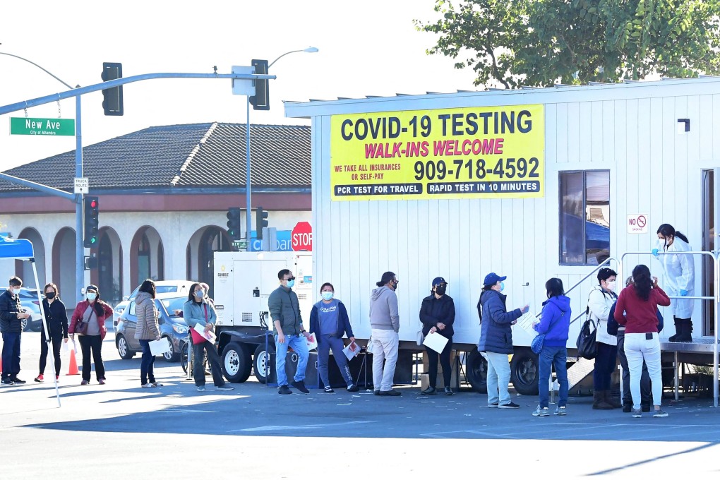 People wait in line for their Covid-19 test in Rosemead, California, on January 5. Photo: AFP