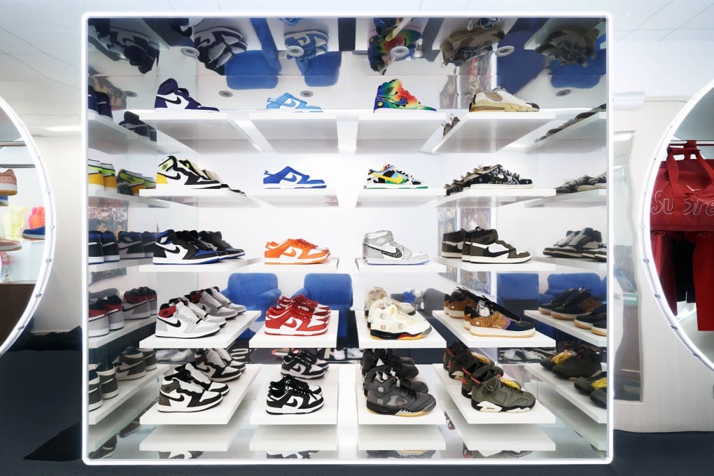 Online Sneaker Stores: Top Picks for Trendy Footwear Deals