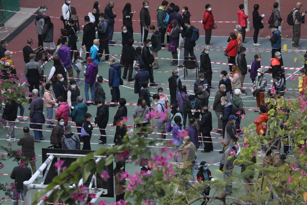 Residents queue up to receive a Covid-19 test in Tuen Mun. Photo: Yik Yeung-man