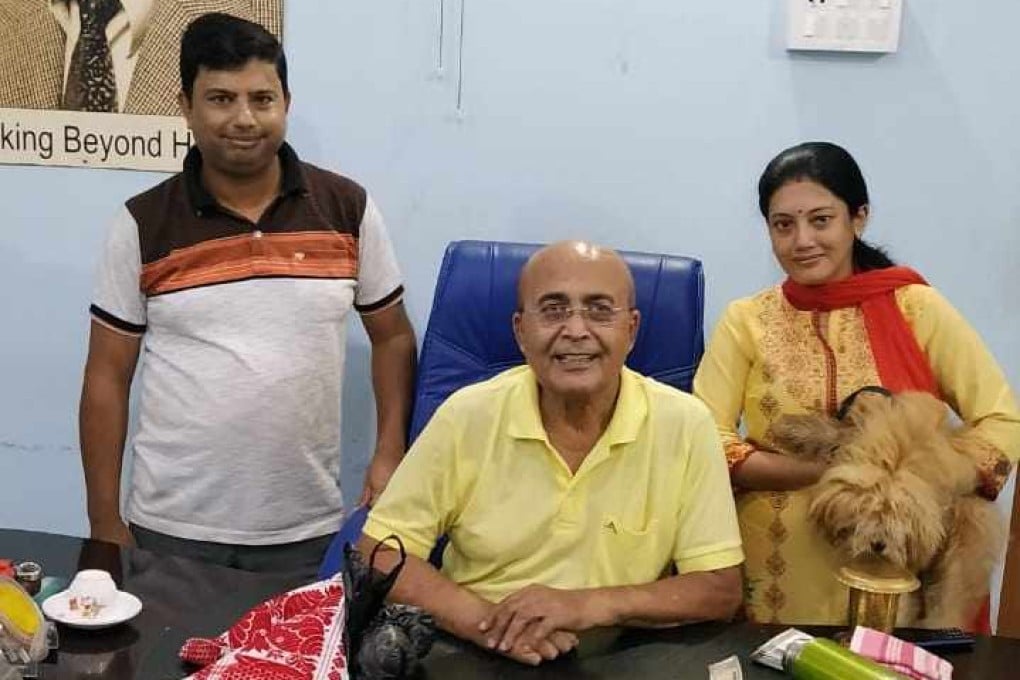 Salil Tripathi (L) and his wife Sucheta (R). Photo: family handout