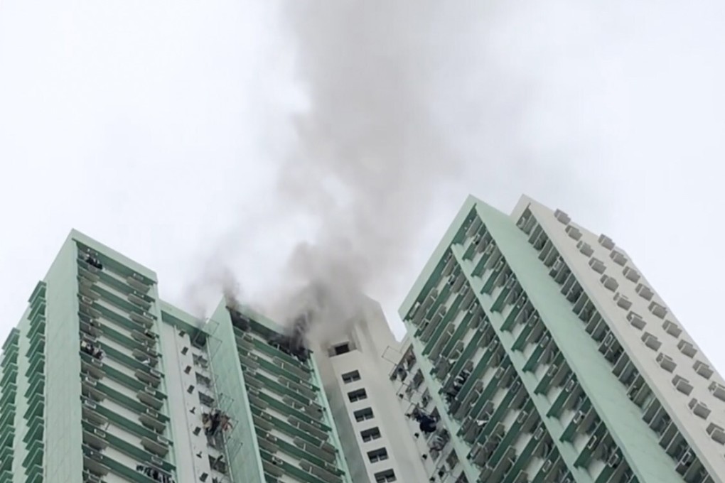 A fire broke out in a flat in Heng Chui House at Tin Heng Estate in Tin Shui Wai.  Photo: Facebook