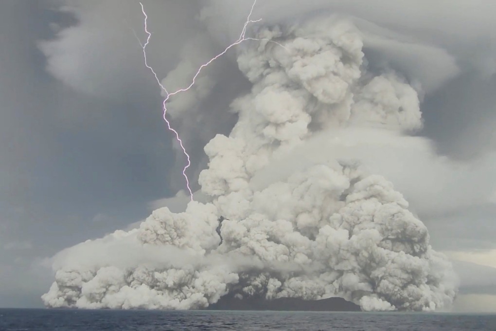 The Tonga eruption sent hundreds of thousands of tonnes of sulphur dioxide into the atmosphere. Photo: Tonga Geological Services