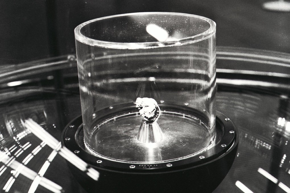 The moon rock sample on display at the Ocean Terminal in Hong Kong, in January, 1970. Photo: SCMP