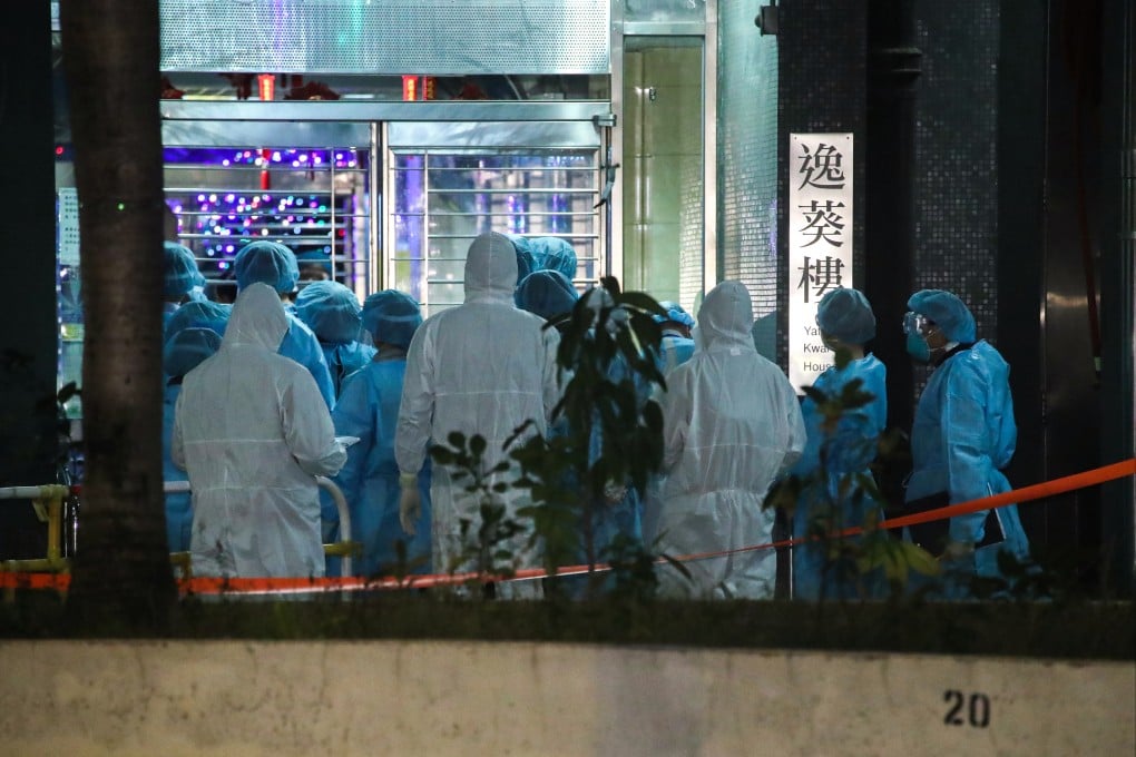 Professor Yuen Kwok-yung and health officials visit Yat Kwai House. Photo: Edmond So