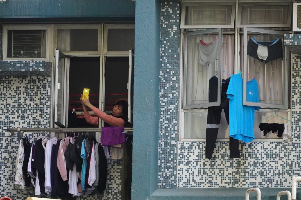 A photo opportunity for a resident of Kwai Chung Estate. Photo: Felix Wong