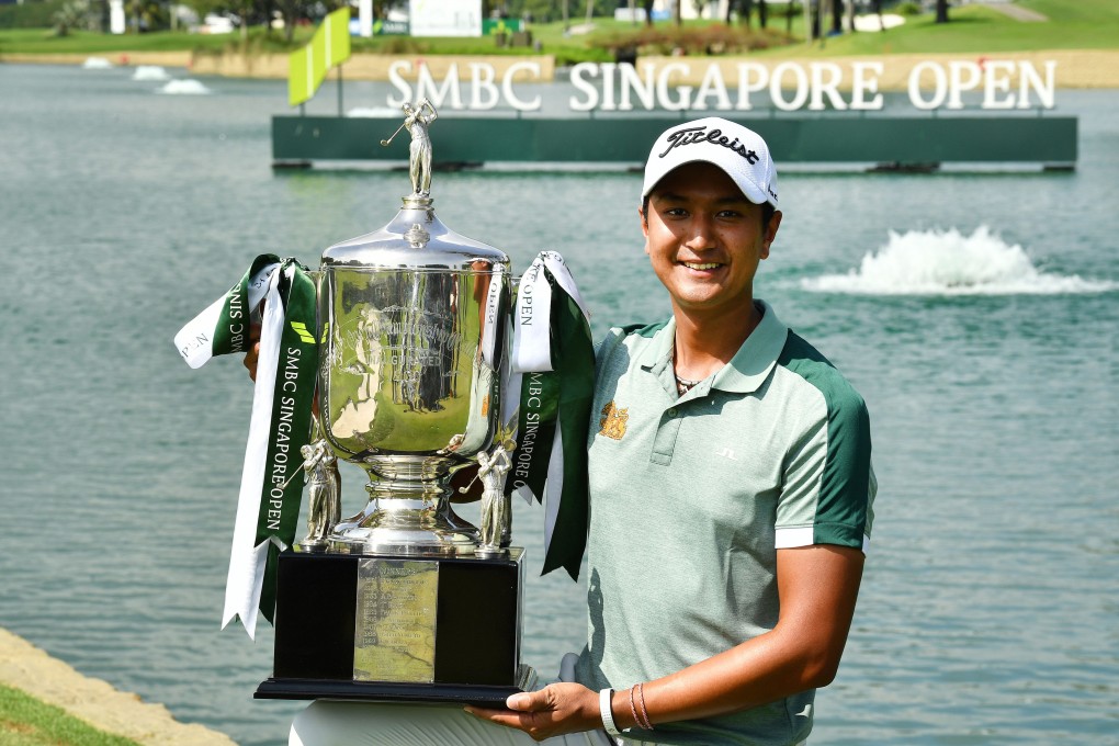 Sadom Kaewkanjana with the winner’s trophy at The SMBC Singapore Open. Photo: Asian Tour