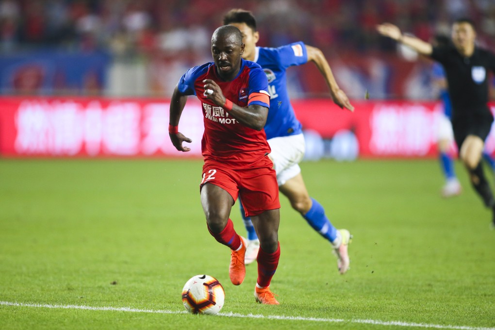 Fernando Henrique in action for Chongqing during the Chinese Super League. Photo: Getty Images
