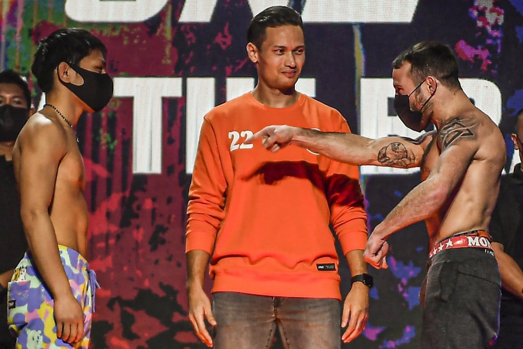 Jarred Brooks (right) points at Hiroba Minowa during their face-off at the ONE: Only The Brave ceremonial weigh-ins. Photo: David Ash/ONE Championship