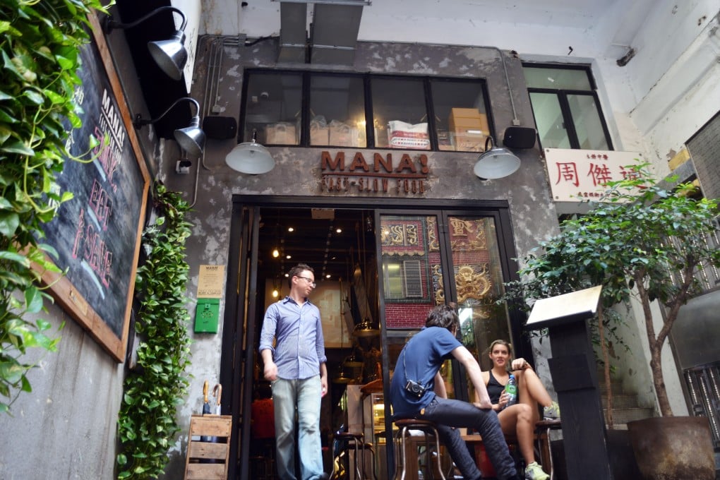 Mana! Fast Slow Food’s first restaurant, in Wellington street, Central. It also had branches at various times in Sheung Wan, Wan Chai and SoHo. Photo: SCMP/Antony Dickson