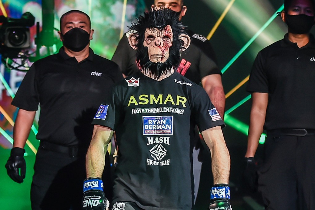 Jarred Brooks heads to the ONE Circle ahead of his fight against Hiroba Minowa at ONE: Only The Brave in Singapore. Photos: ONE Championship