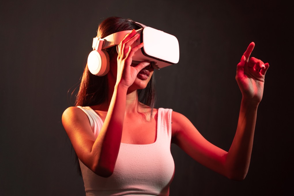 Meta envisions a virtual world where digital avatars connect through work, travel or entertainment using VR headsets. Photo: Shutterstock