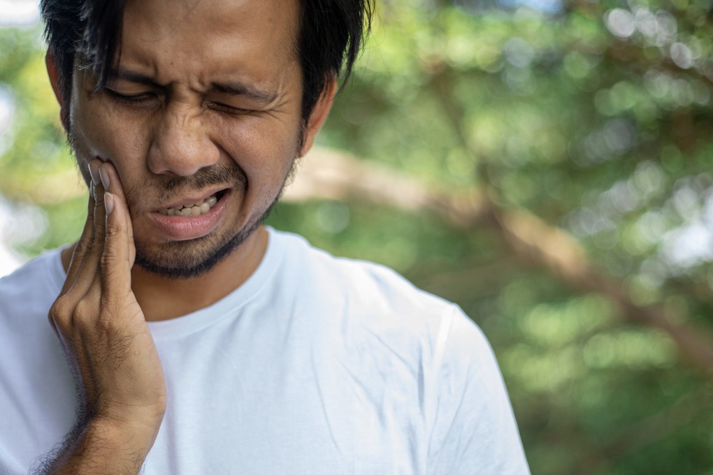 The three main culprits of toothache are cavities, gum disease, and grinding. Experts explain how to stop the pain. Photo: Getty Images
